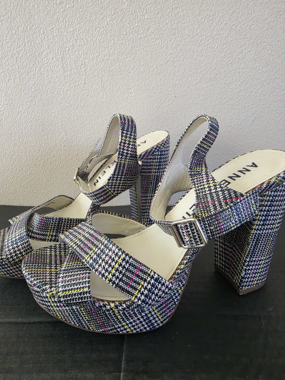 ANNE KLEIN Multicolor Plaid Platform Block Heel Sandals